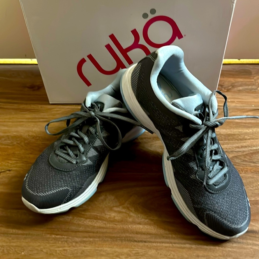 Ryka Dominion walking shoes